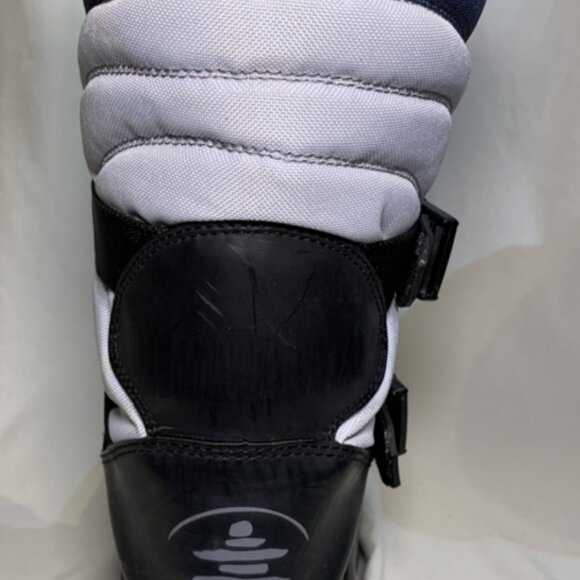 Kamik Winter Boots size 6 - Picture 3 of 13